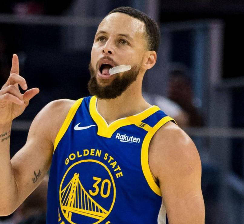 勇士苦战取胜,库里表现依旧火热 勇士苦战取胜,库里表现依旧火热