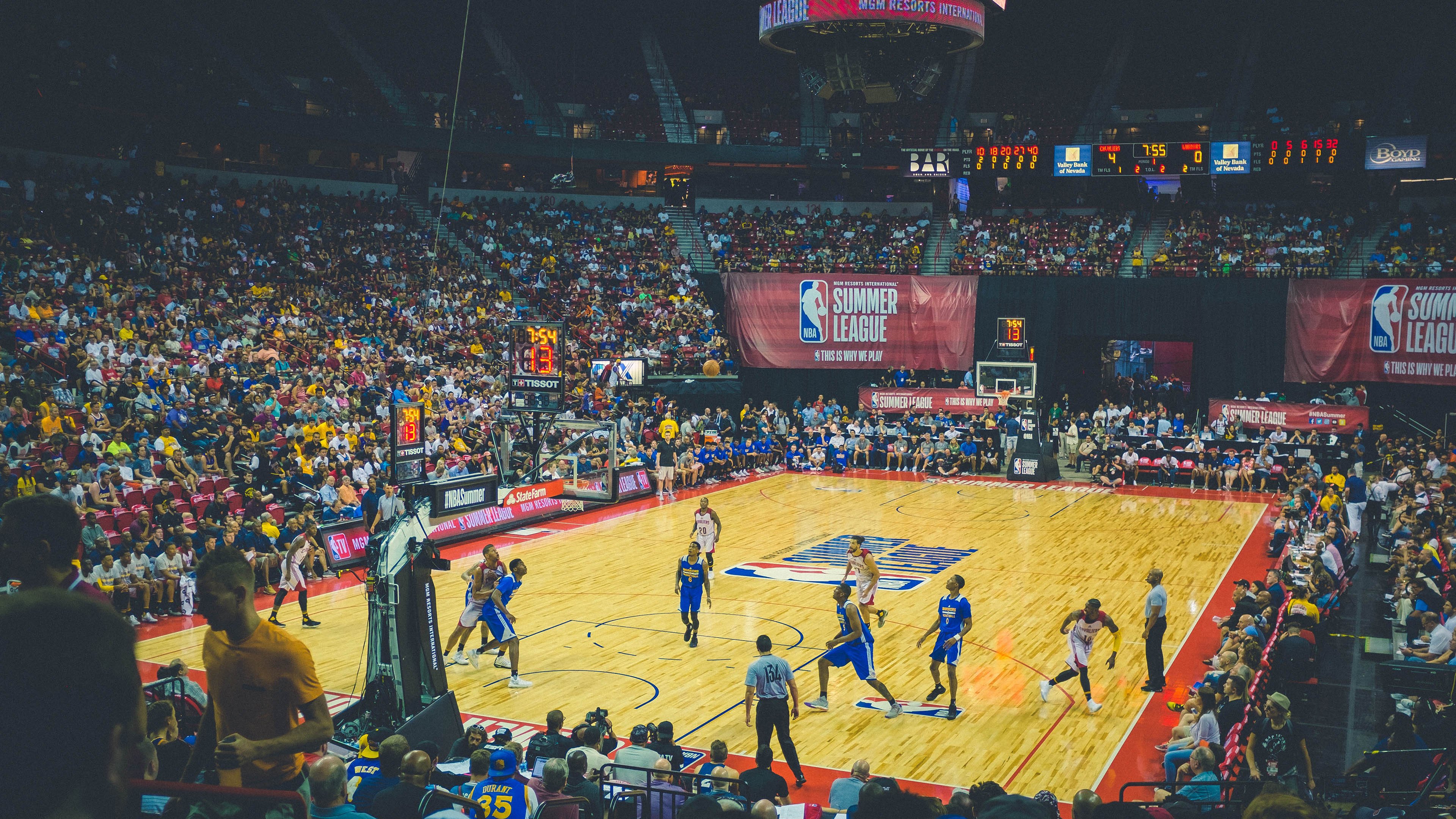 kaiyun体育app-_勇士再次开火，三分连续命中_，勇士几连败了