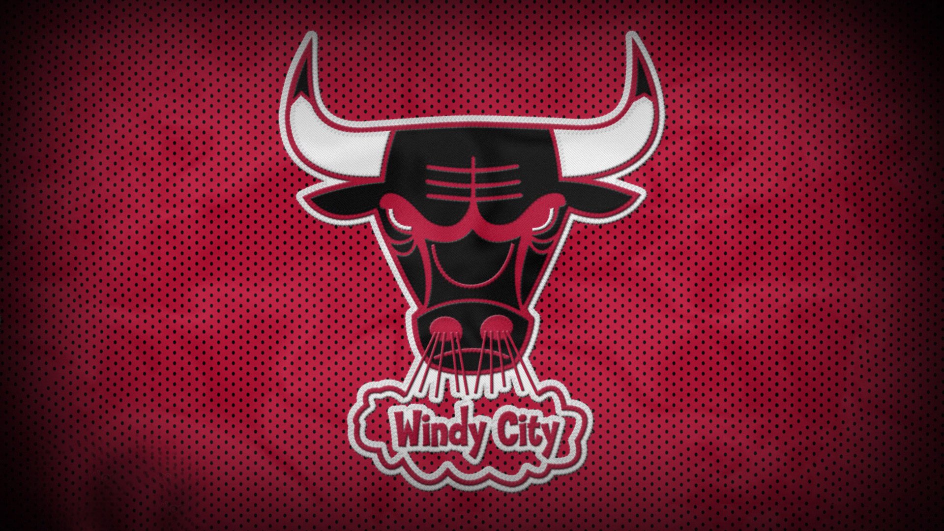 “高原极速:雪山顶端的孤独追逐”,高原上的雪山