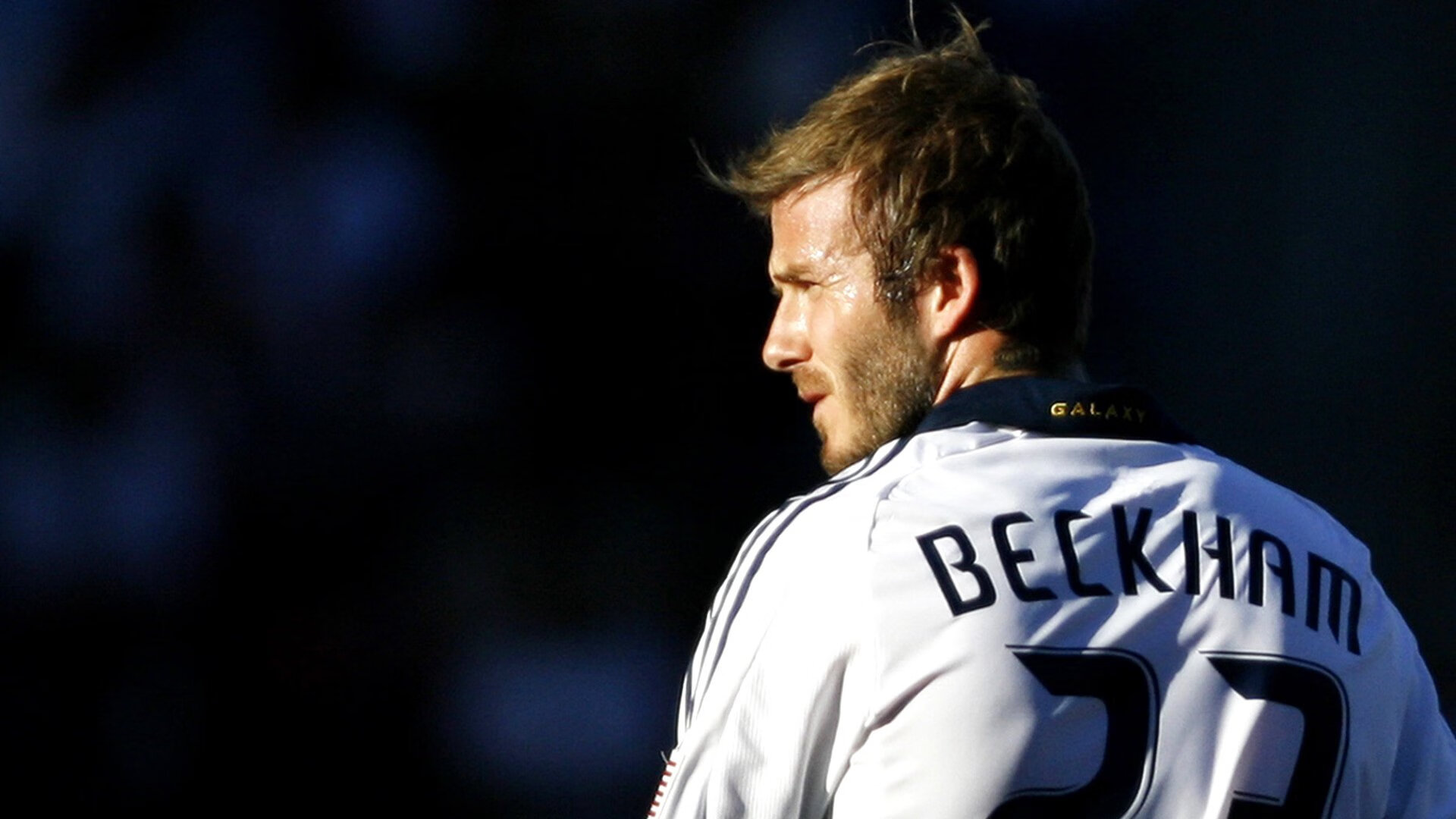 中国队刷新4×100世界青年纪录，接力小将爆发，男子接力中国队晋级