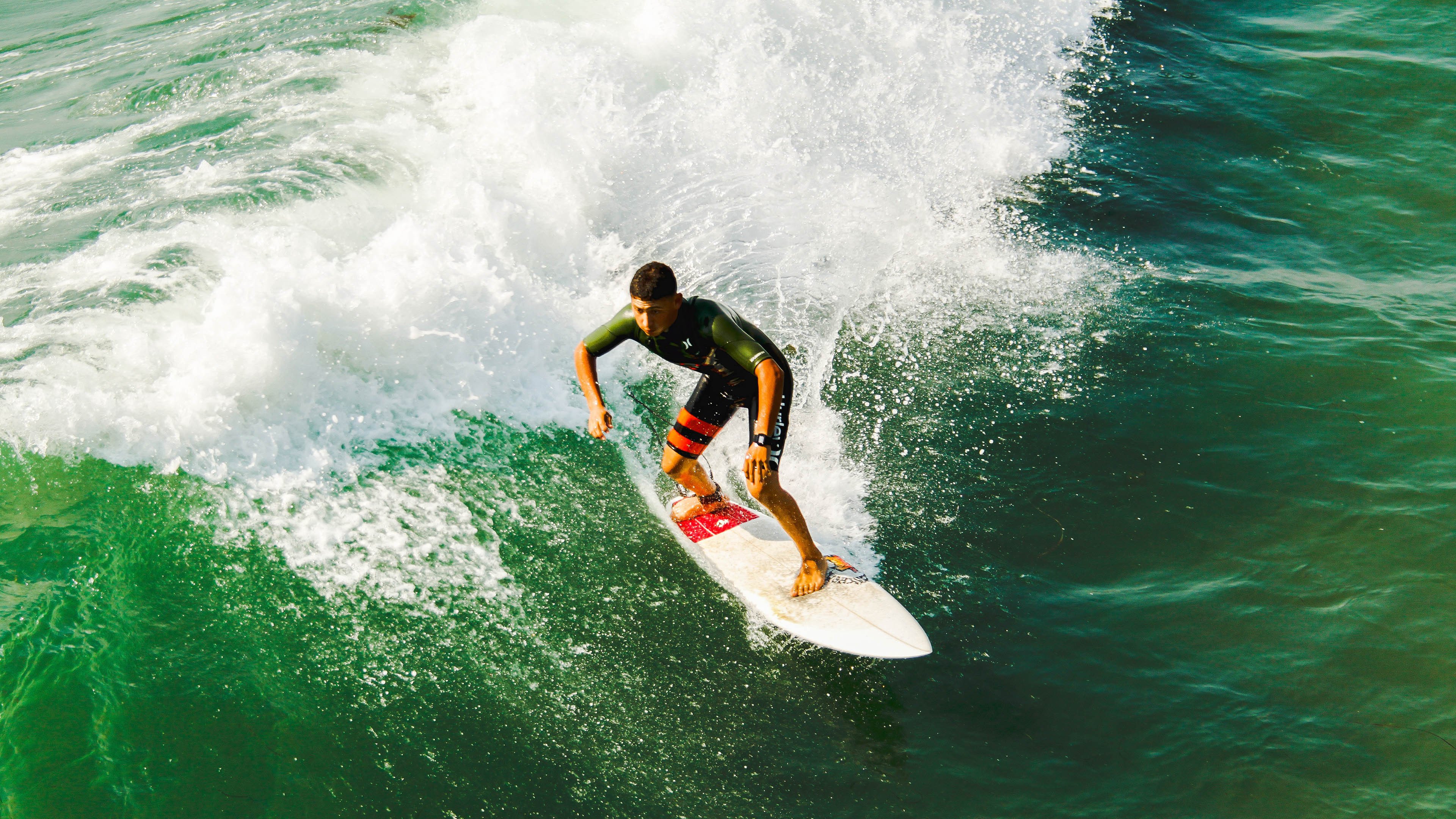 Kaiyun(中国)开云-直播技术应用丰富观众互动体验，现场直播的技术要素