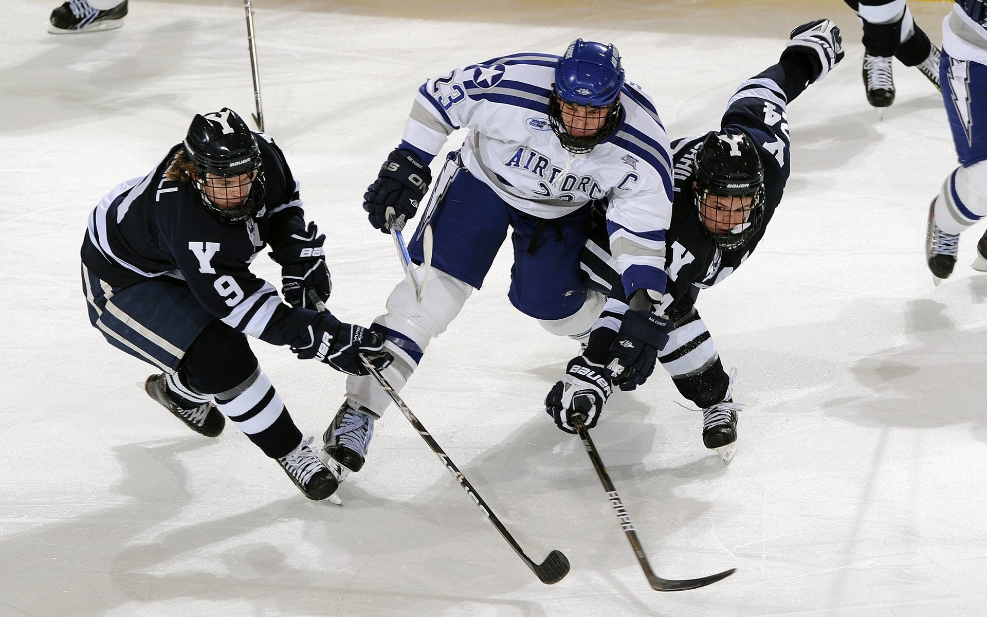 KAIYUN 中国大陆-南非男队水球配合渐入佳境，南非球赛